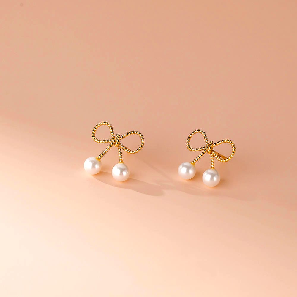 Pearl Bow Earrings, Vintage Style Statement Jewellery, White, Lightweight Fashion Accessories for Women (gold) - Image 2