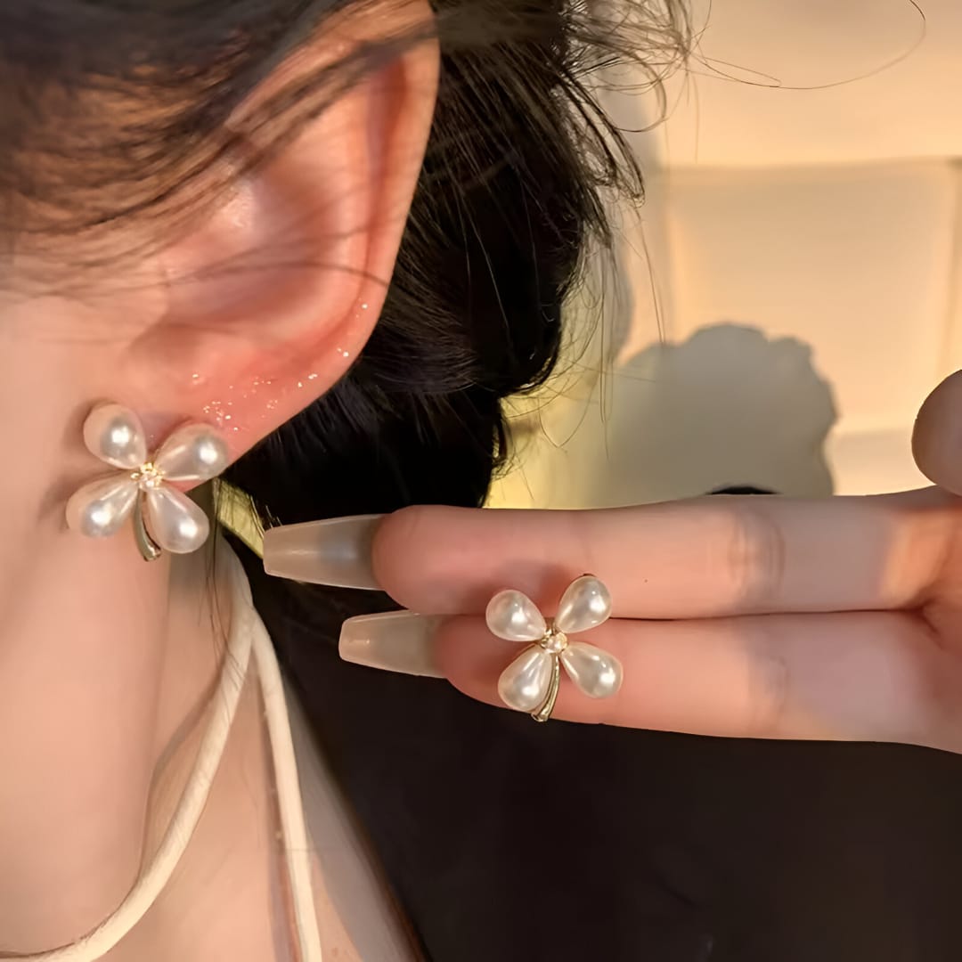 Pearl Clover Stud Earrings, Gold Accent, Classic Design, Fashion Jewellery - Image 3