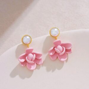 Pearl Flower Drop Earrings For Women, Spring Summer Collection.(Pink)
